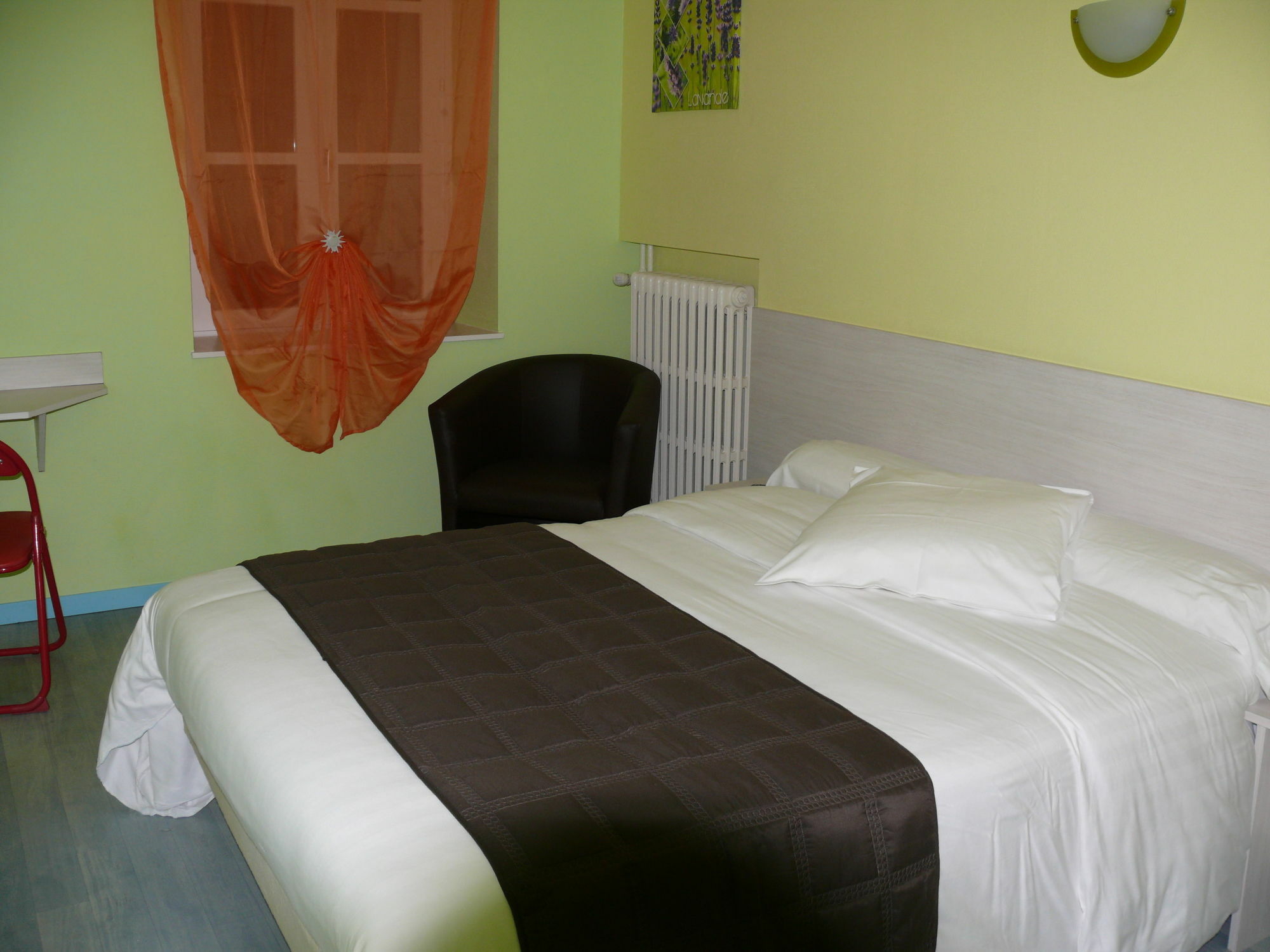 Hotel Bressan Du Xx° Siecle Bourg-en-Bresse Exterior photo