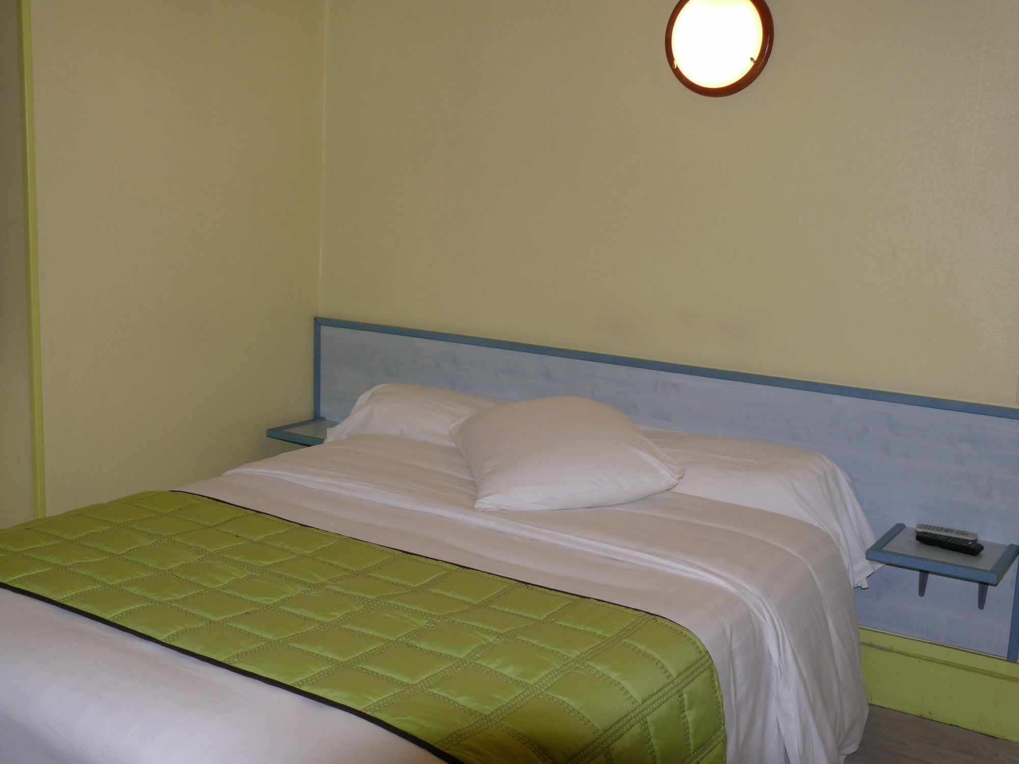 Hotel Bressan Du Xx° Siecle Bourg-en-Bresse Exterior photo